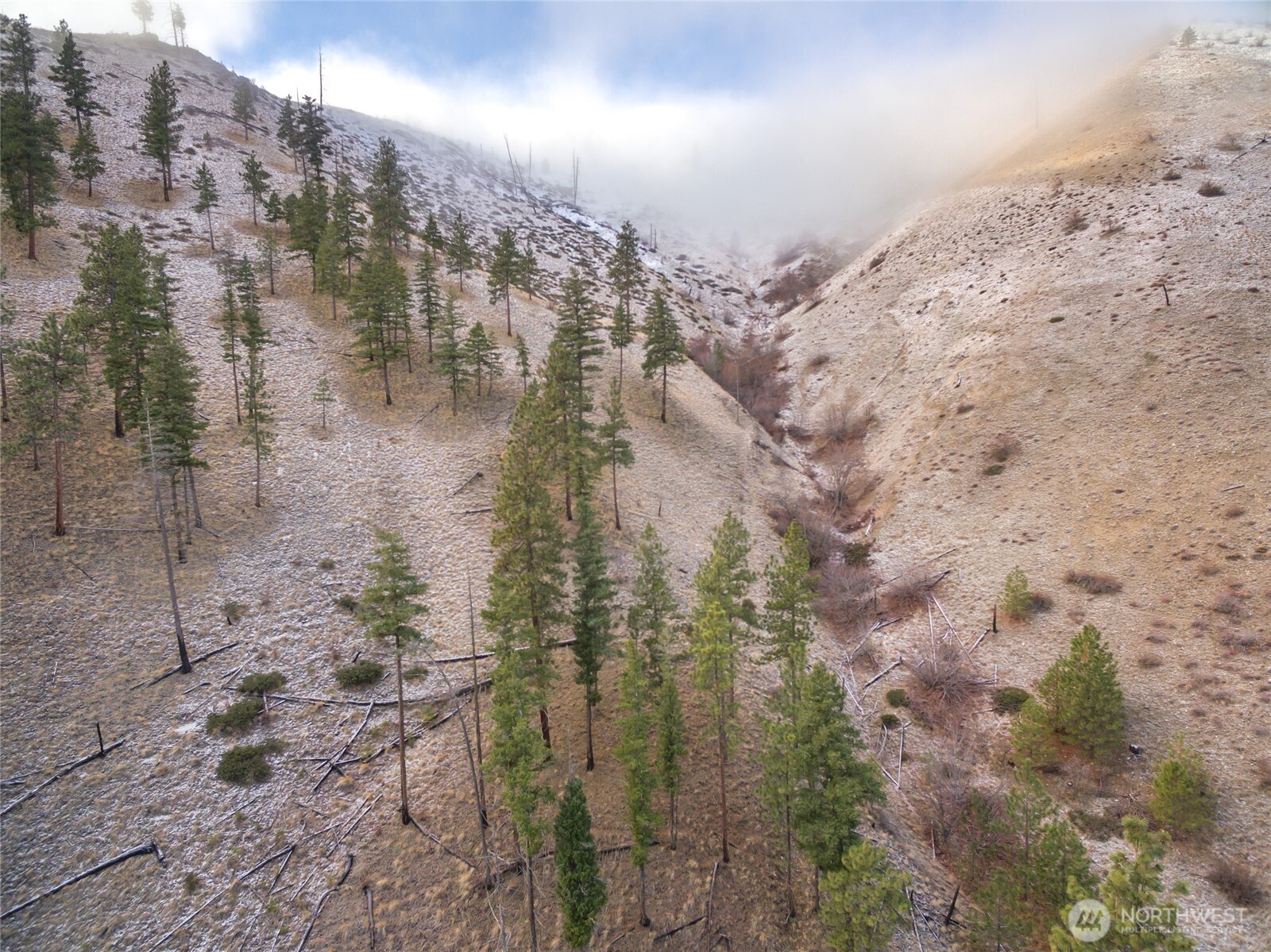 244 Howling Moon Lane Chelan, WA 98816 - Photo 27 of 36