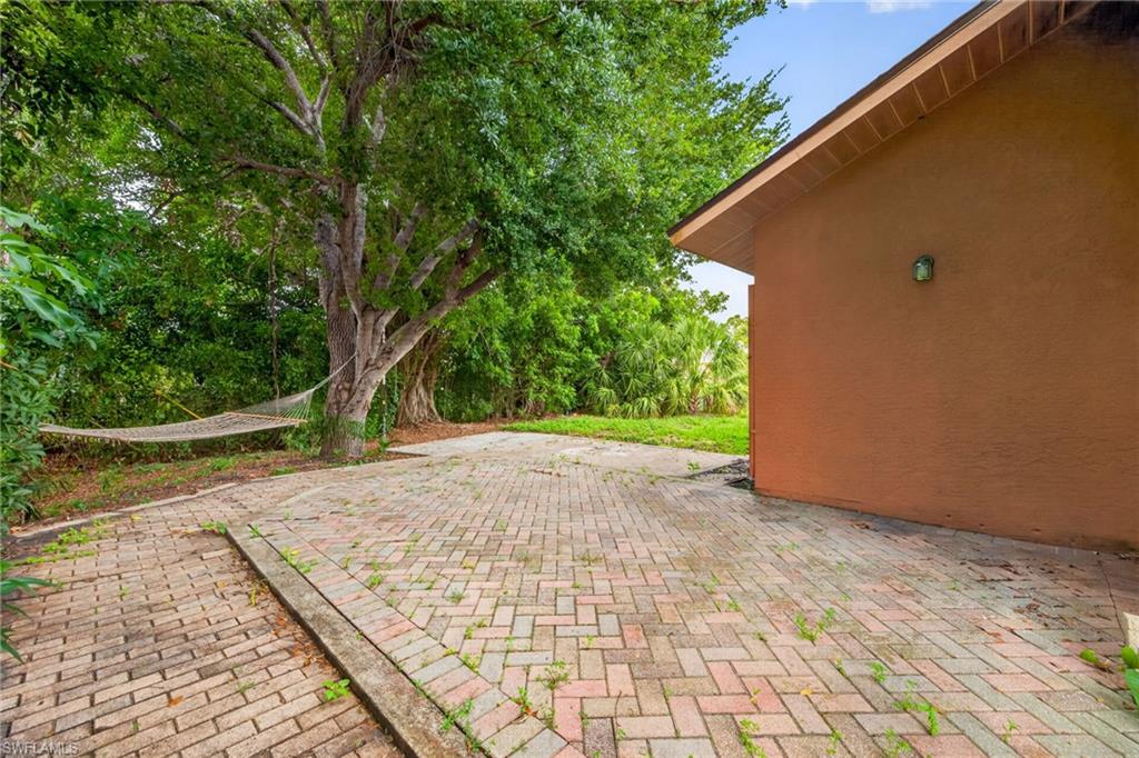 17565 Lee Road Fort Myers, FL 33967 - Photo 28 of 34