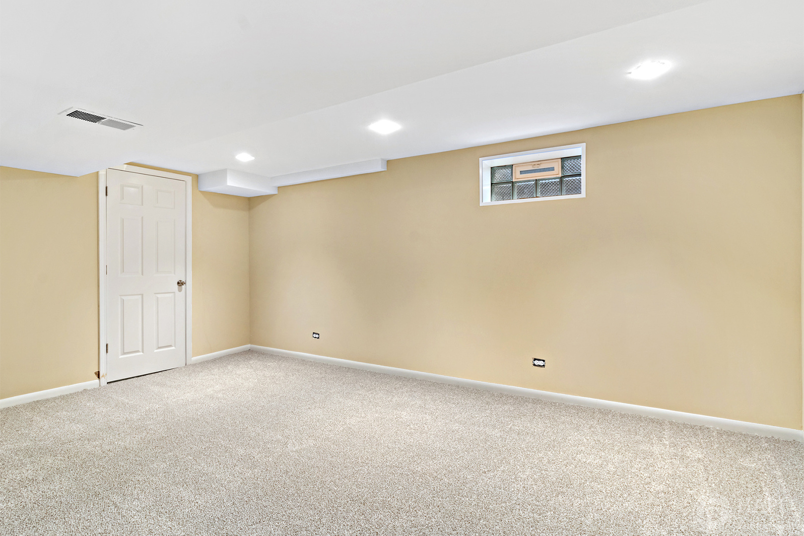 2115 Lydia Street Waukegan, IL 60085 - Photo 13 of 16