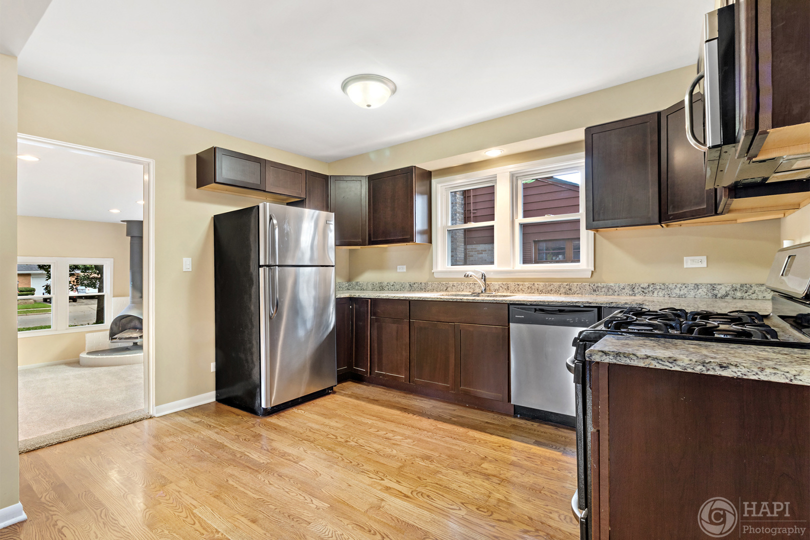 2115 Lydia Street Waukegan, IL 60085 - Photo 4 of 16