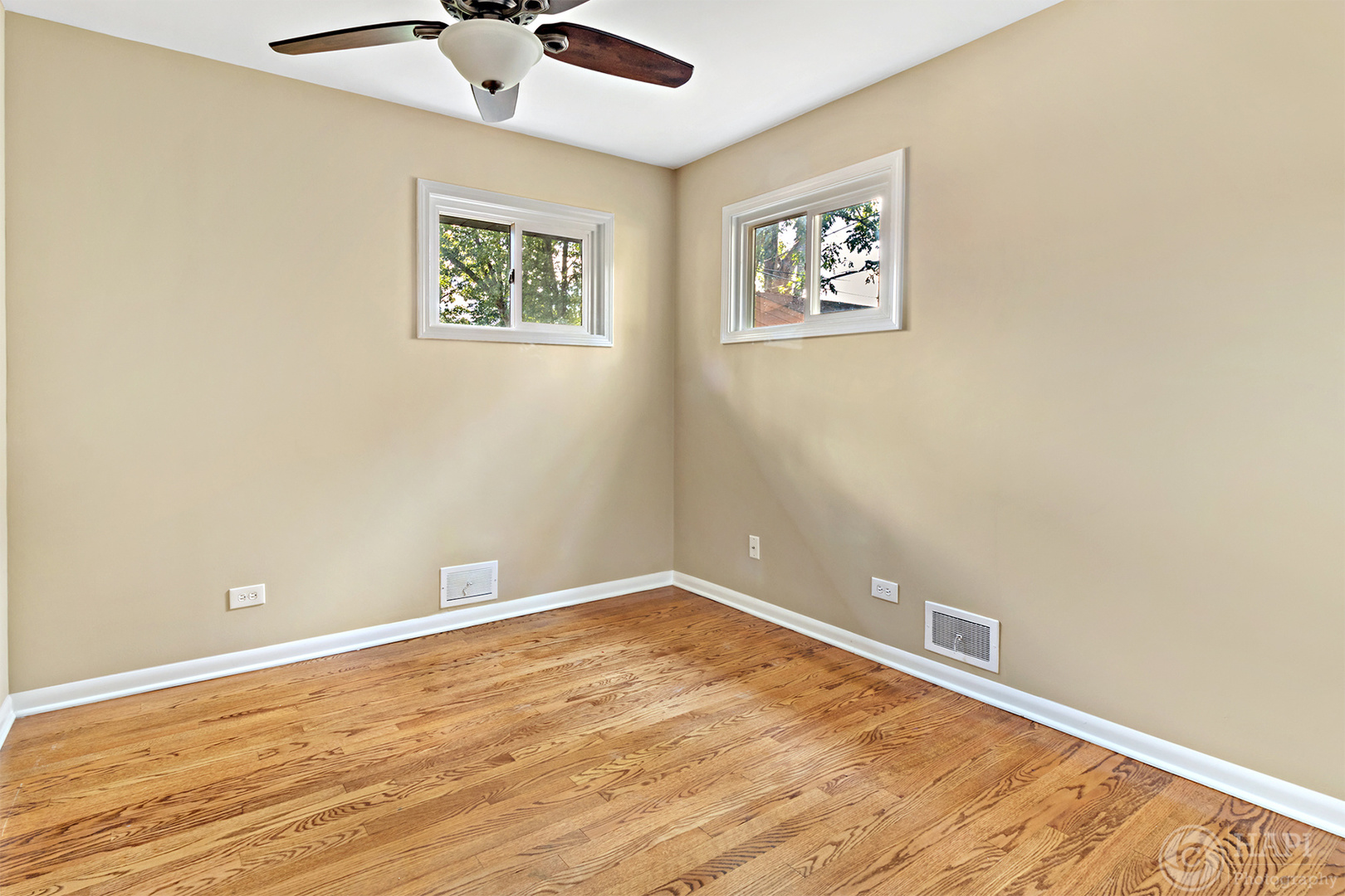 2115 Lydia Street Waukegan, IL 60085 - Photo 10 of 16