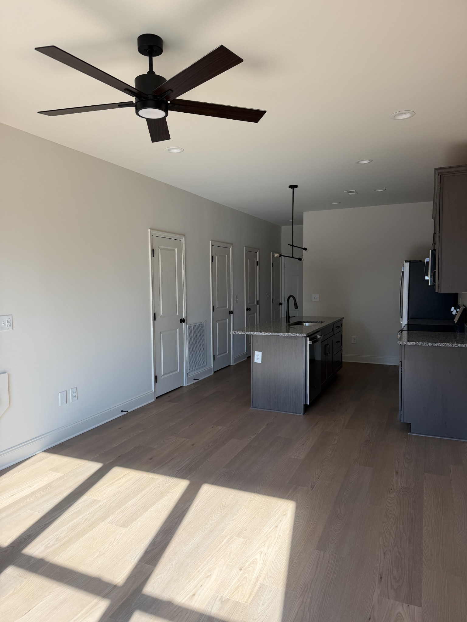 1001 Cheatham Street, Unit 192 Springfield, TN 37172 - Photo 11 of 12