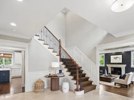 $1,899,000 | 1620 Canterbury Lane, Glenview, IL 60025