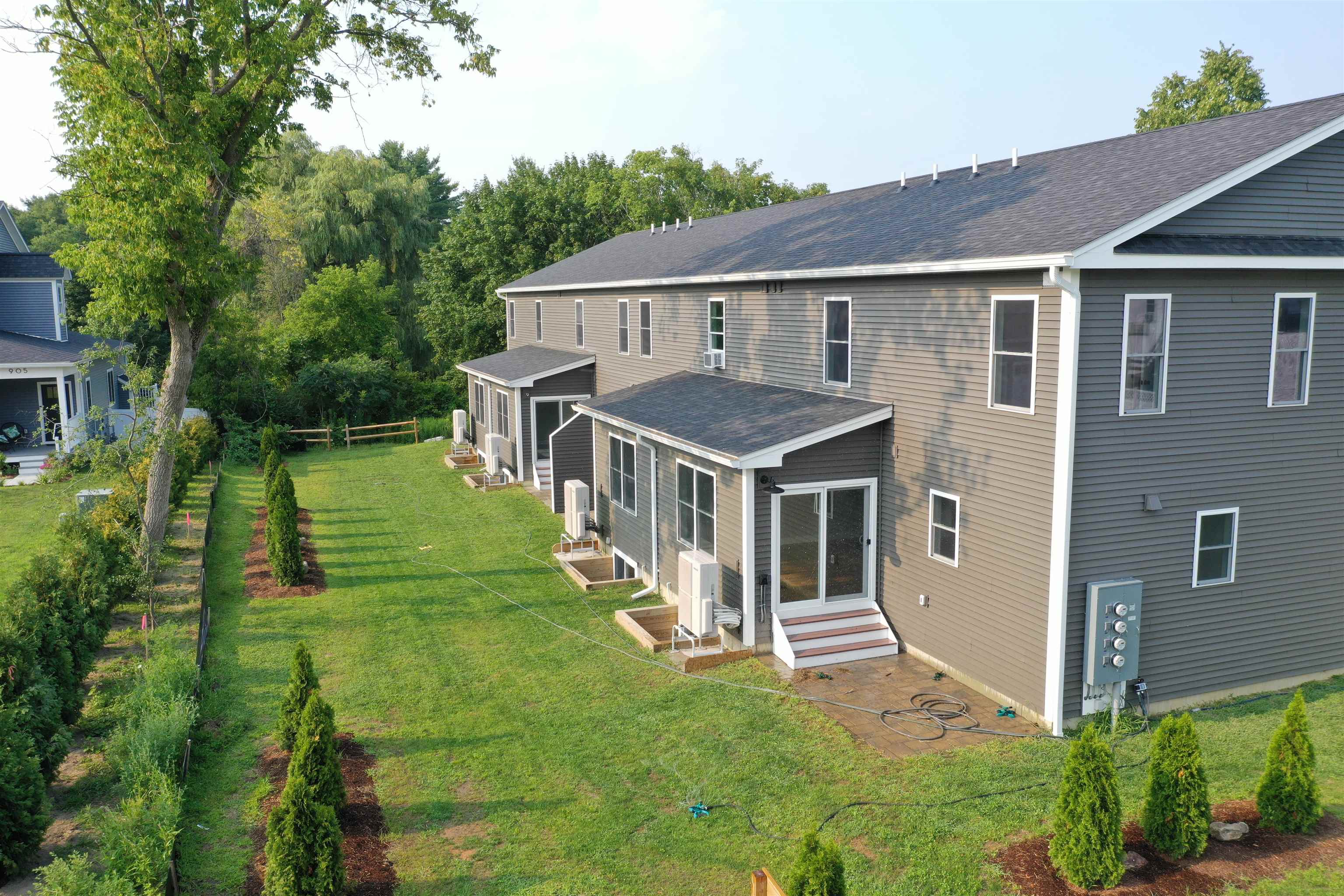 925 Falls Road, Unit 3 Shelburne, VT 05482 - Photo 31 of 52