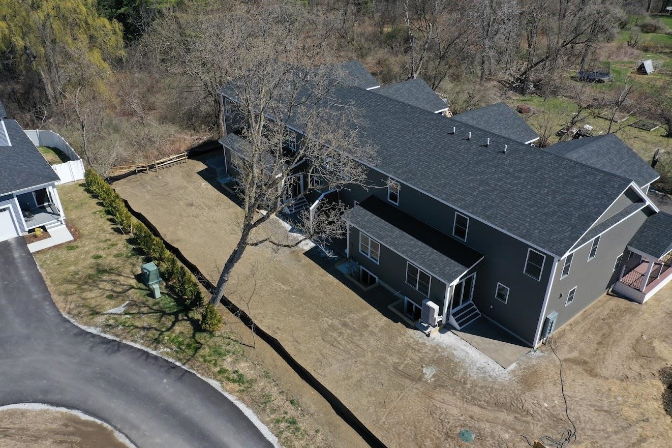 925 Falls Road, Unit 3 Shelburne, VT 05482 - Photo 50 of 52