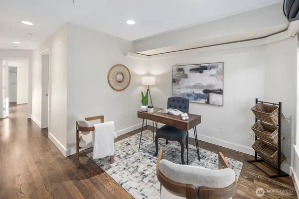 $599,950 | 202 24th Avenue East, Unit 6, Seattle, WA 98112