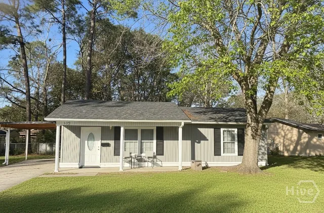$215,000 | 109 Pointe S Drive, Hinesville, GA 31313