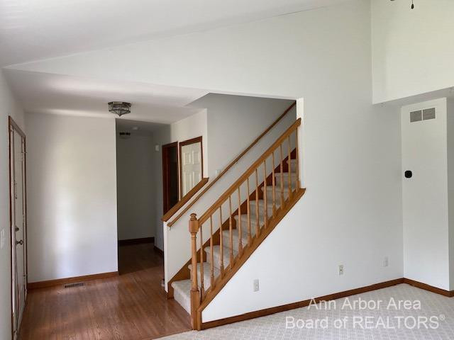 3144 Dunwoodie Road Ann Arbor, MI 48105 - Photo 4 of 23 Photo 4