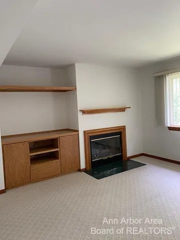 $2,750 | 3144 Dunwoodie Road, Ann Arbor, MI 48105