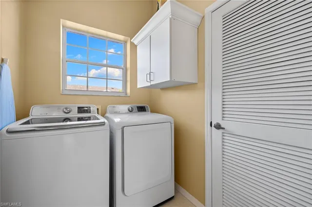 $595,000 | 5020 Marina Cove Drive, Unit 201, Naples, FL 34112