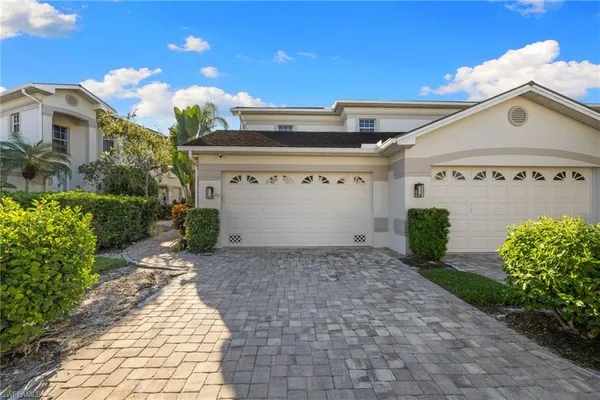 $595,000 | 5020 Marina Cove Drive, Unit 201, Naples, FL 34112