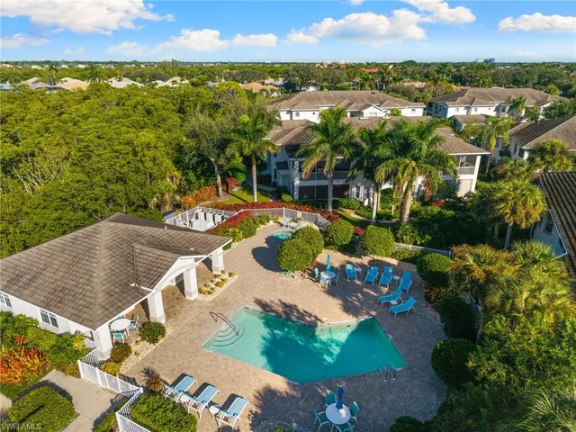 $595,000 | 5020 Marina Cove Drive, Unit 201, Naples, FL 34112