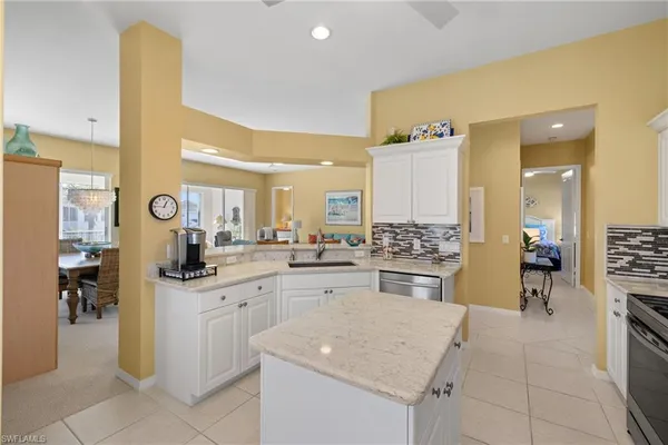 $595,000 | 5020 Marina Cove Drive, Unit 201, Naples, FL 34112