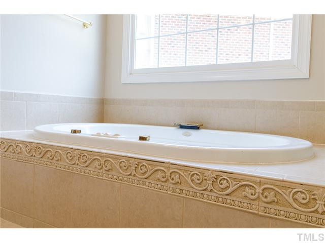 12213 Dunard Street Raleigh, NC 27614 - Photo 11 of 25 Master Bath/Spa