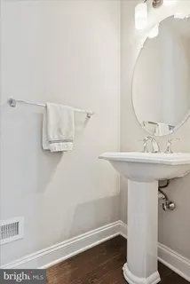 $1,425,000 | 400 Morris Court, Flourtown, PA 19031