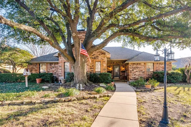$468,000 | 1402 Sherwood Drive, Rowlett, TX 75088