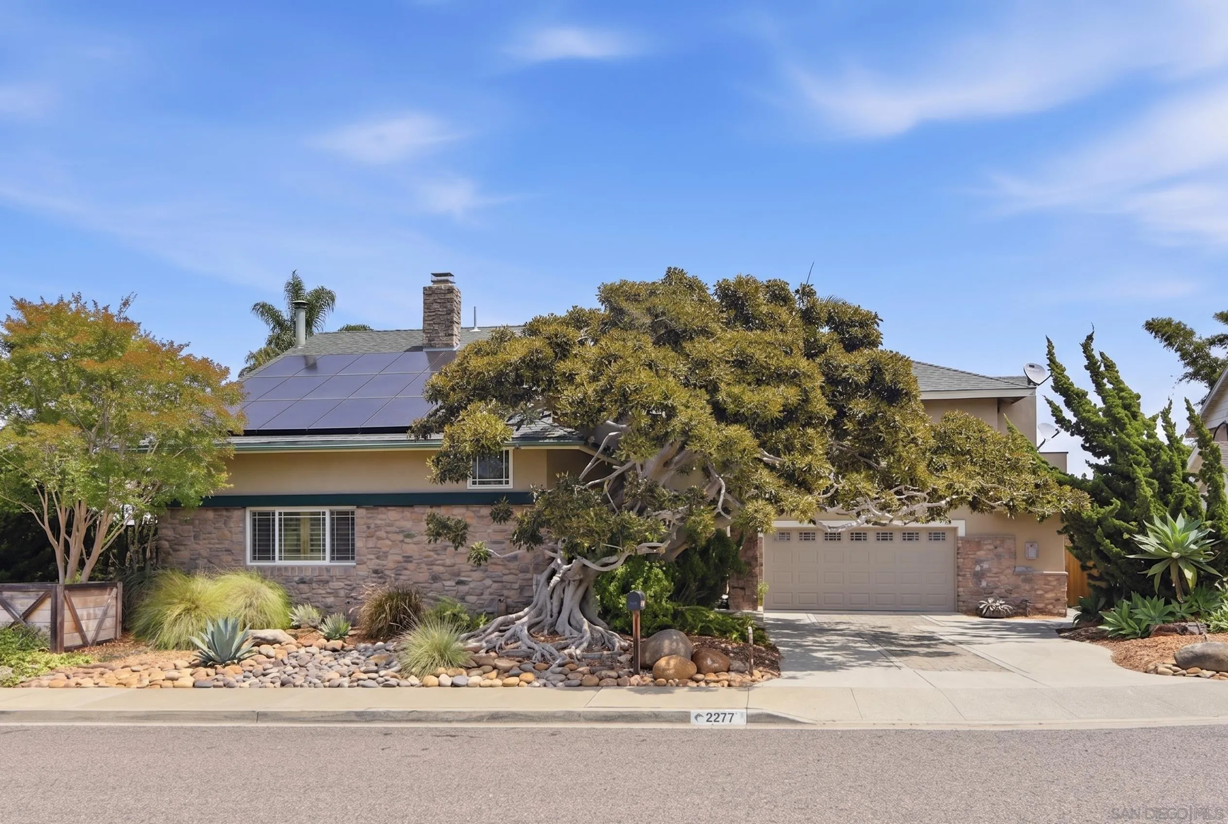 2275-77 Cameo Road Carlsbad, CA 92008 - Photo 59 of 60 Digitally Altered. Original Image (https://photos.app.goo.gl/svAX1Fnc2bw84xog9)