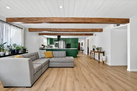$1,095,000 | 2950 Oak Pointe Drive, Lompoc, CA 93436