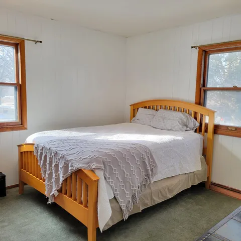 $240,000 | 535 East Highland Park Drive Northeast, Hutchinson, MN 55350