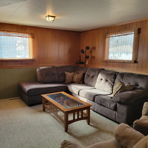 $240,000 | 535 East Highland Park Drive Northeast, Hutchinson, MN 55350