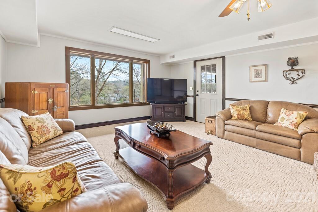 16119 Tana Tea Circle Tega Cay, SC 29708 - Photo 21 of 48 Gallery Image 21