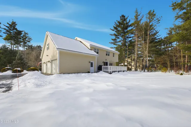 $629,000 | 70 McEchron Lane, Queensbury, NY 12804