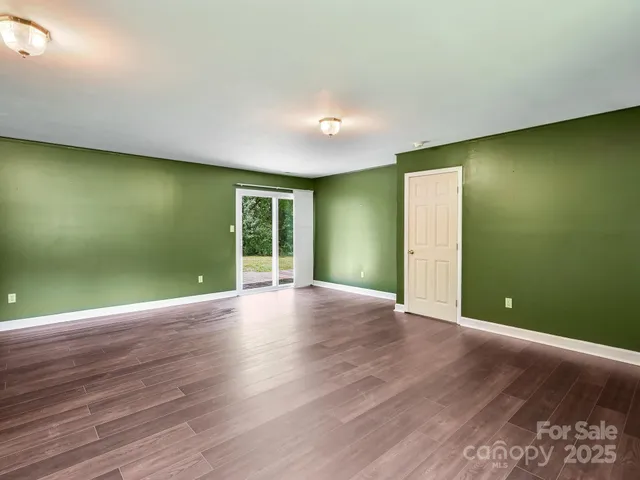 $429,900 | 14 Spring Lake Drive, Fletcher, NC 28732