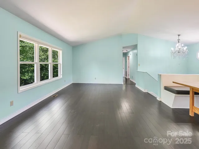 $429,900 | 14 Spring Lake Drive, Fletcher, NC 28732