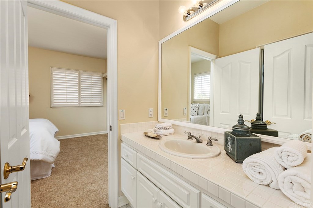 34 Ascension Irvine, CA 92612 - Photo 29 of 52