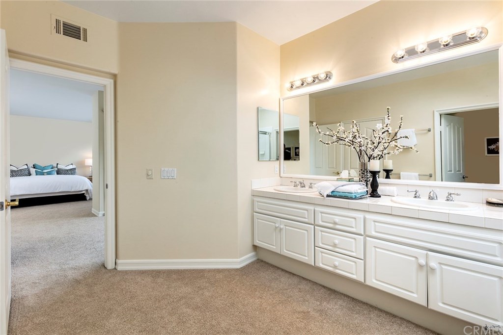 34 Ascension Irvine, CA 92612 - Photo 35 of 52