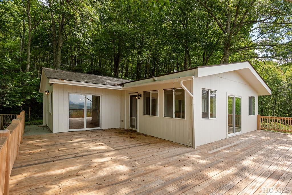 5183 Big Ridge Road Glenville, NC 28736 - Photo 5 of 48 Gallery Image 5