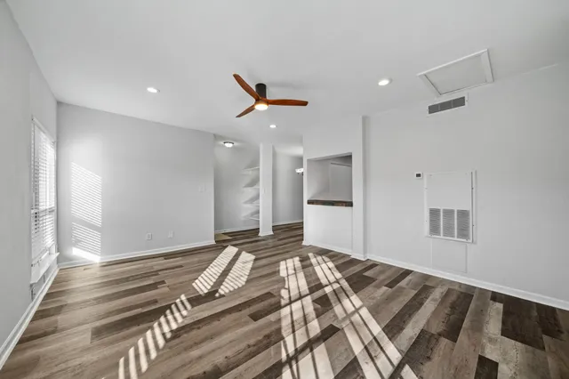 $1,200 | 9009 Richmond Avenue, Unit 602, Houston, TX 77063