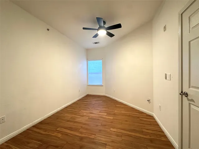 $1,800 | 2502 Leon Street, Unit 201, Austin, TX 78705