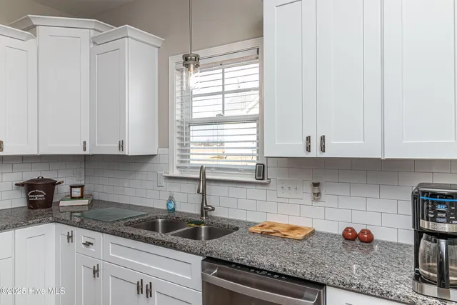 $299,900 | 1532 Antioch Road, Pikeville, NC 27863