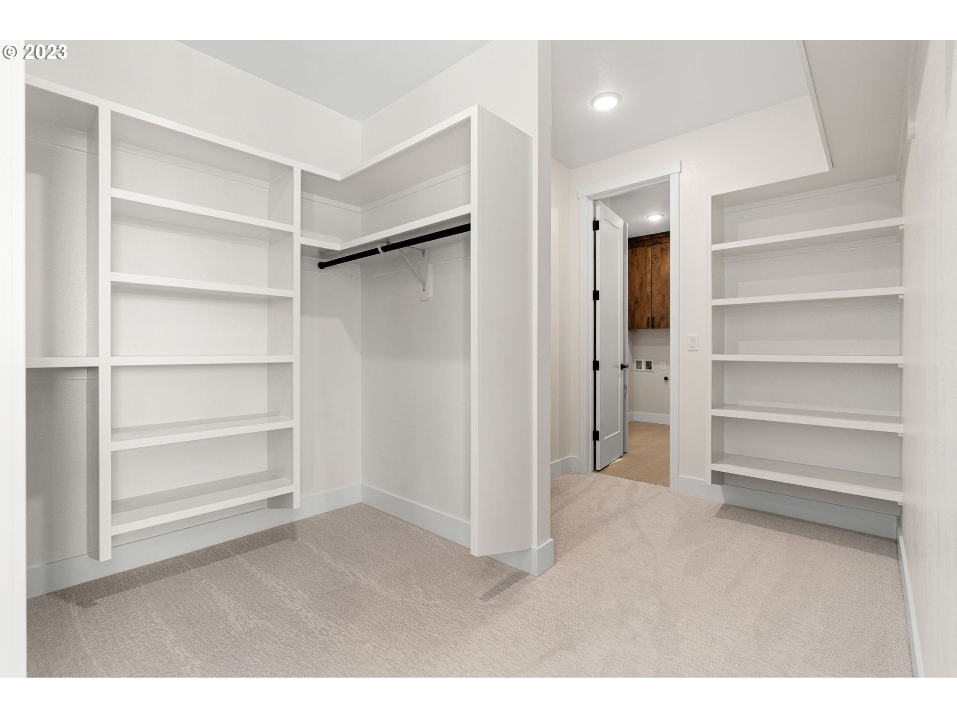 6622 Southeast Riverside Drive Vancouver, WA 98661 - Photo 31 of 46 a view of an empty room with a closet