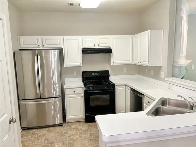 $2,000 | 3647 Postwaite Circle Northwest, Duluth, GA 30097