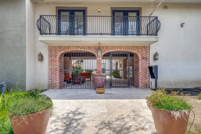 a view of a livingroom with furniture and a fireplace