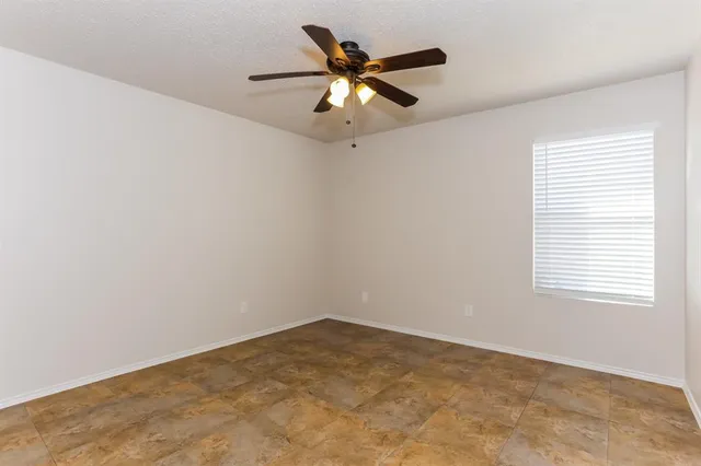 $2,285 | 2109 Doecrest Drive, Denton, TX 76210