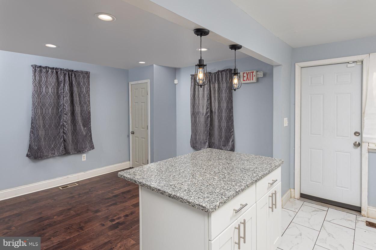 4051 Edgewood Road Baltimore, MD 21215 - Photo 6 of 43 Gallery Image 6