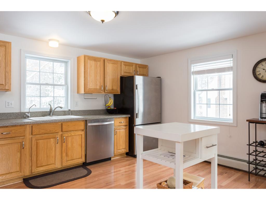 3 Chapman Way Exeter, NH 03833 - Photo 3 of 24