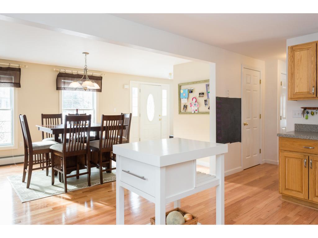 3 Chapman Way Exeter, NH 03833 - Photo 6 of 24