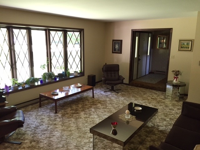 6615 Kemman Road Hebron, IL 60034 - Photo 11 of 25 a room with furniture and a window