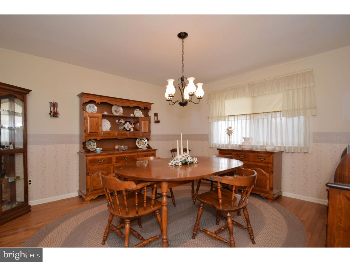 1758 Creek Road Hatfield, PA 19440 - Photo 4 of 24 Gallery Image 4