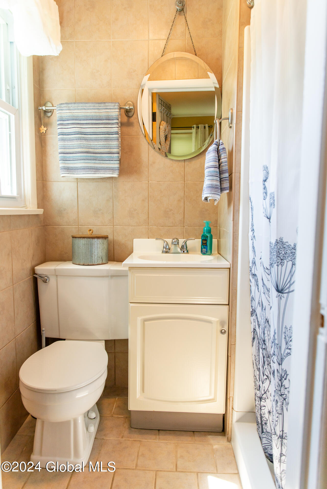 58 Charlton Road Ballston Spa, NY 12020 - Photo 13 of 37 Primary BR Full Bath