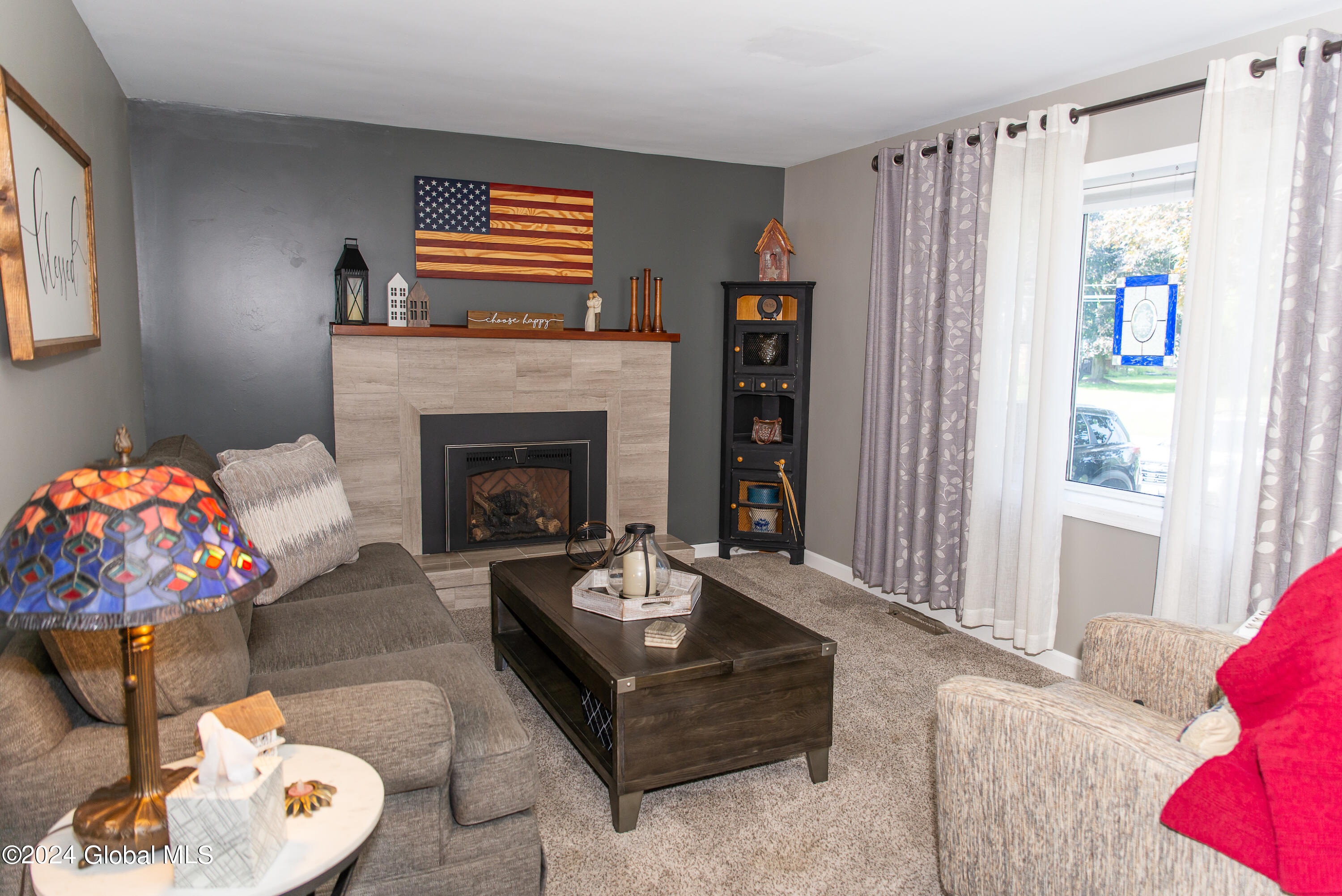 58 Charlton Road Ballston Spa, NY 12020 - Photo 4 of 37 LVR Pic 2