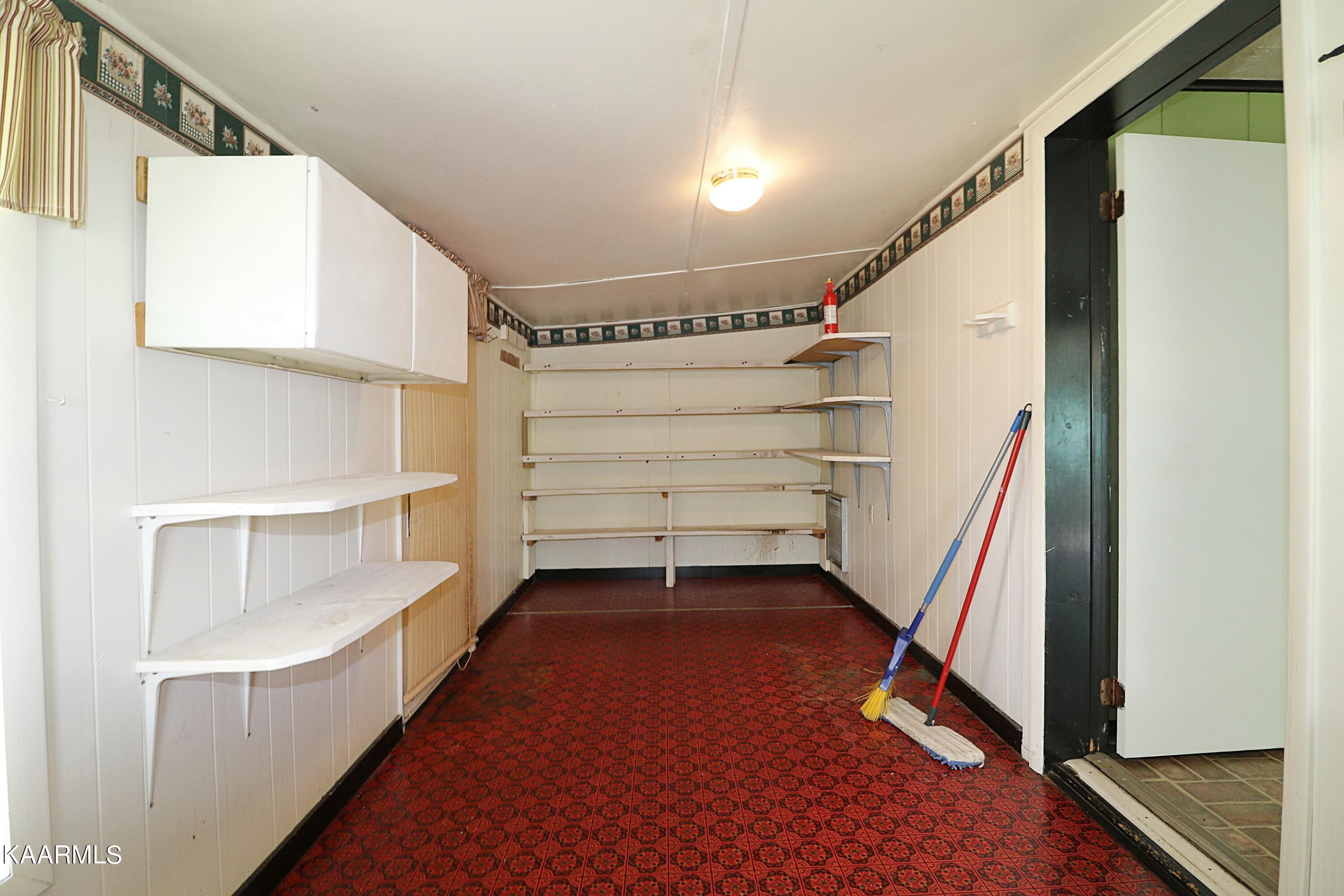 570 McCartt Road Robbins, TN 37852 - Photo 15 of 57 094A9681