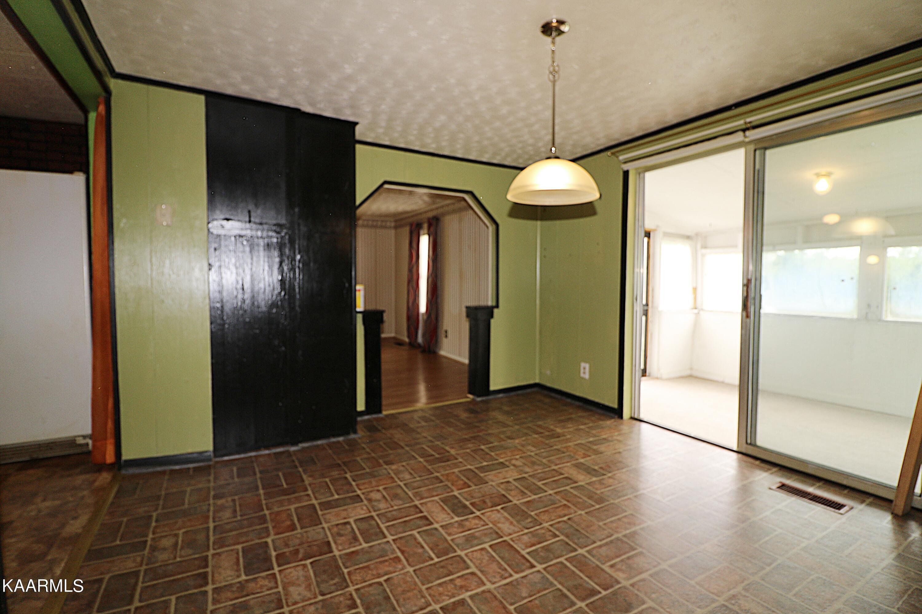 570 McCartt Road Robbins, TN 37852 - Photo 17 of 57 094A9687