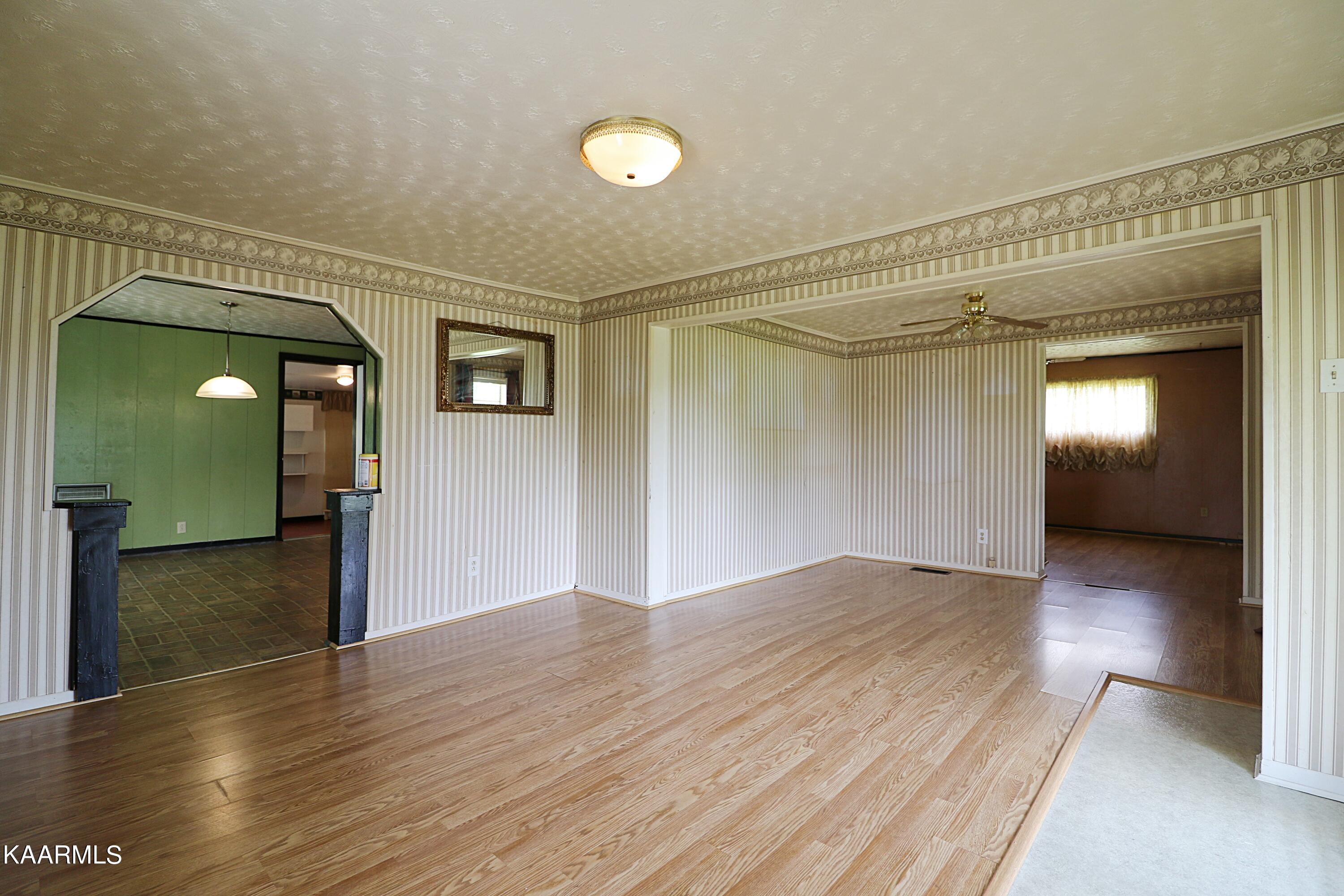 570 McCartt Road Robbins, TN 37852 - Photo 5 of 57 094A9673