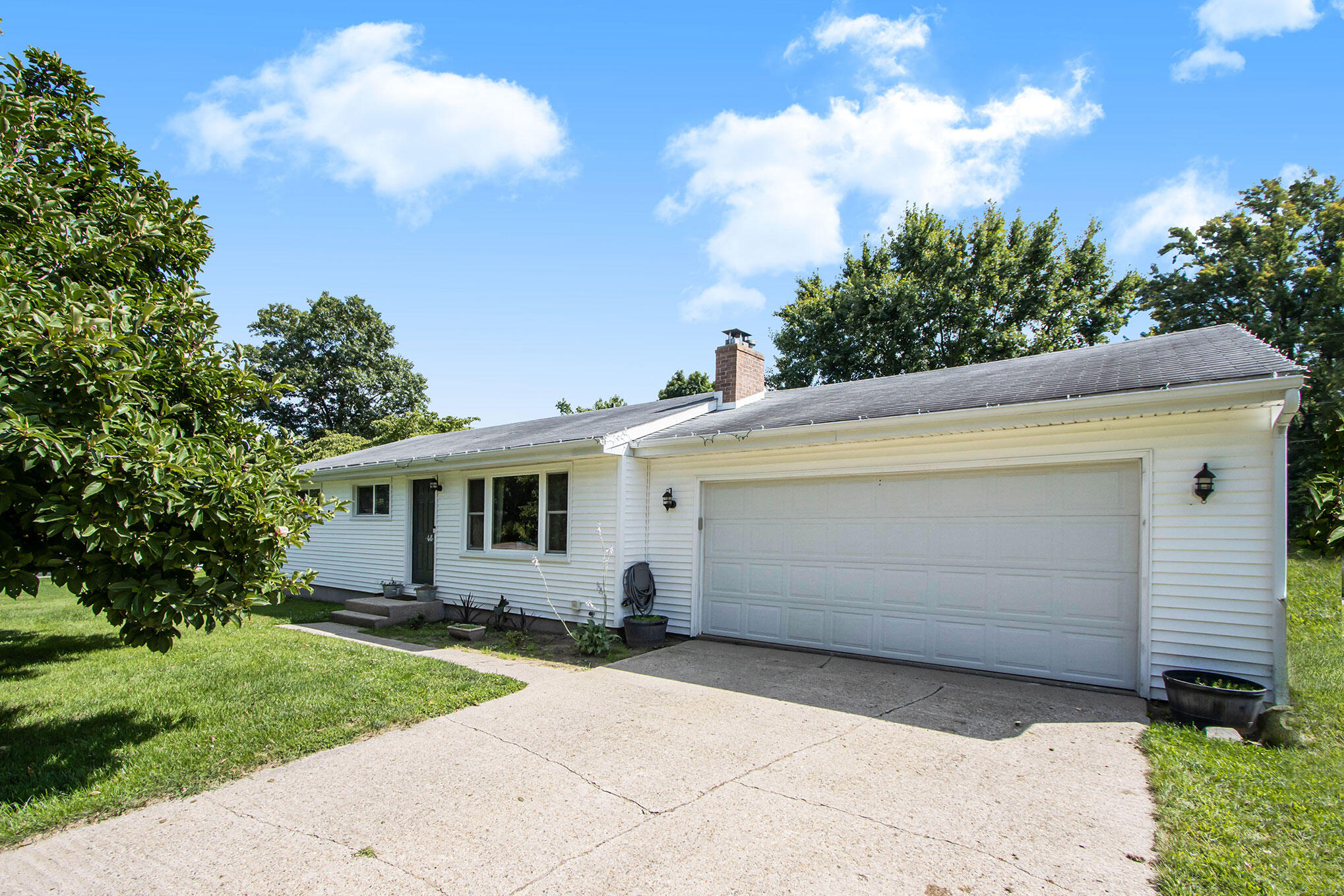 17157 Moorepark Road Three Rivers, MI 49093 - Photo 1 of 1 17157Moorepark_38