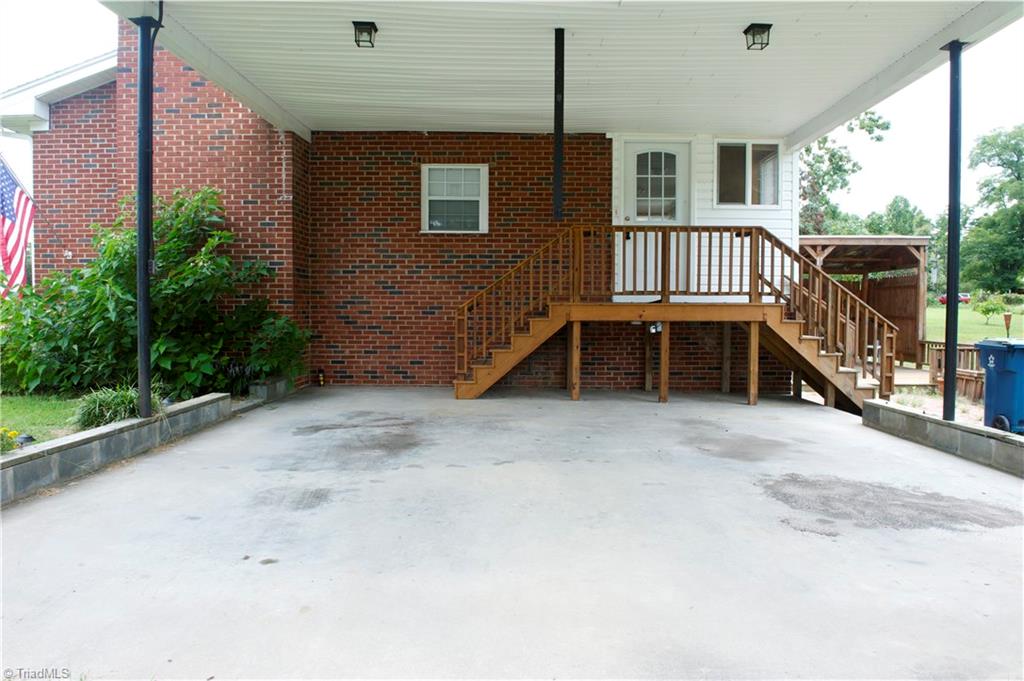3431 Dillon Road Jamestown, NC 27282 - Photo 18 of 20 Gallery Image 18